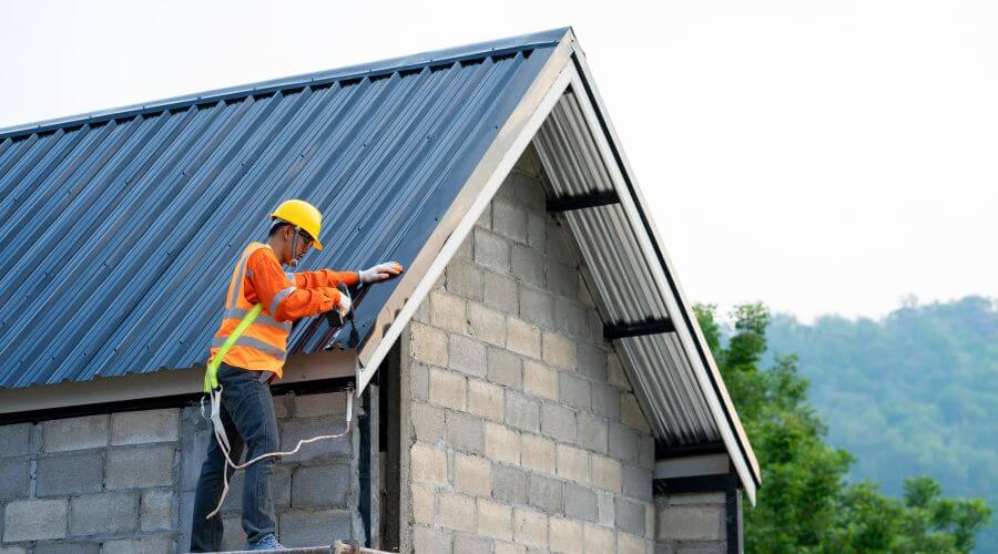 Expert new roof installation services in Guanica, PR
